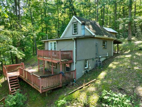 1794 Lake Floyd Circle Bristol WV 26426-000