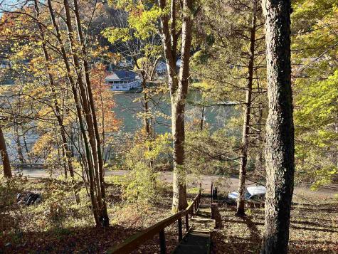 1794 Lake Floyd Circle Bristol WV 26426-000