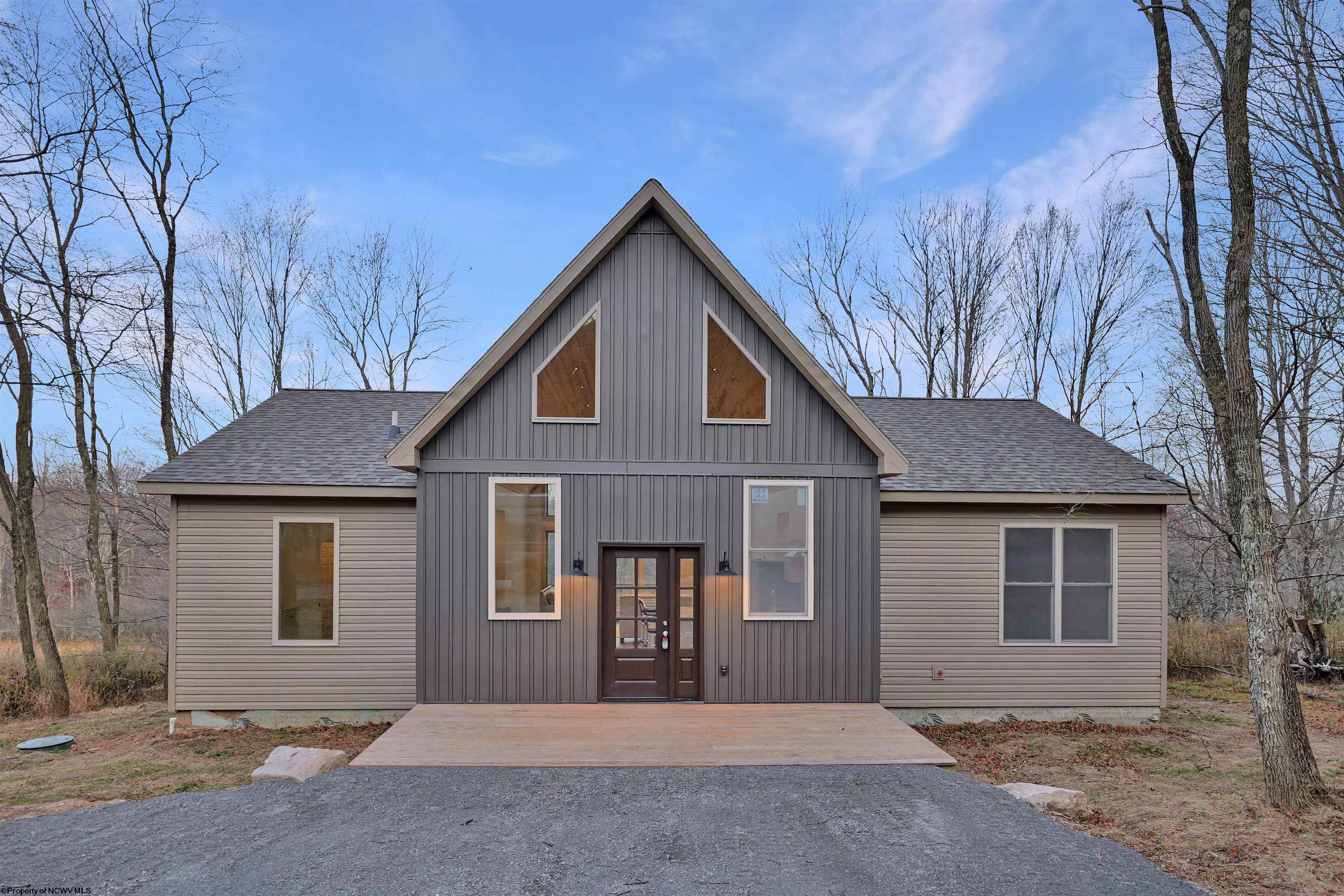 371 Goldfinch Lane Terra Alta WV 26764
