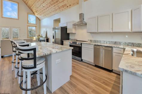 371 Goldfinch Lane Terra Alta WV 26764