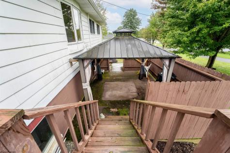 8673 N Preston Highway Albright WV 26519