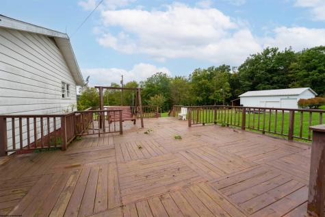 8673 N Preston Highway Albright WV 26519
