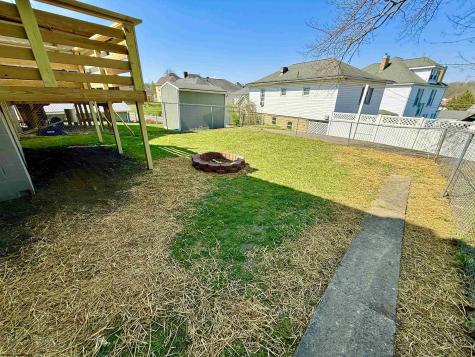 516 Alta Vista Avenue Fairmont WV 26554