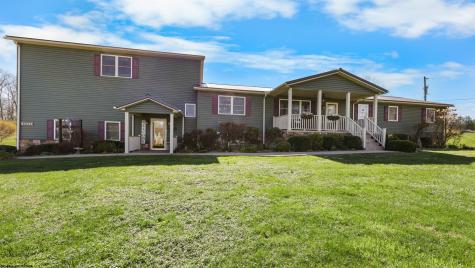 4231 Canaan Road Rock Cave WV 26234