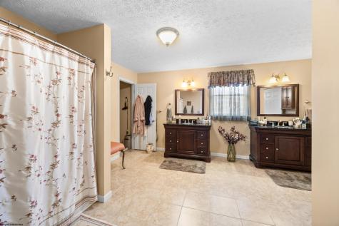 4231 Canaan Road Rock Cave WV 26234