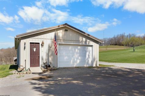 4231 Canaan Road Rock Cave WV 26234