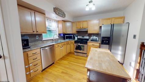 2052 Purinton Street Morgantown WV 26505