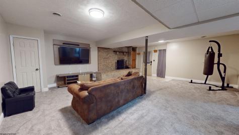 2052 Purinton Street Morgantown WV 26505