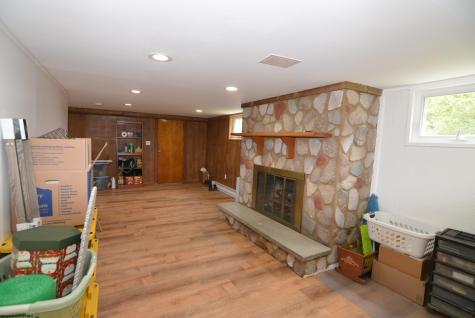 201 Winding Way Clarksburg WV 26301