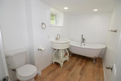 201 Winding Way Clarksburg WV 26301