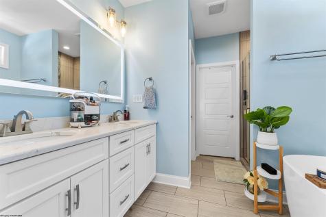 529 Aspen Street Morgantown WV 26505