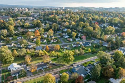 529 Aspen Street Morgantown WV 26505