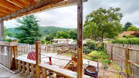 221 Meadow Avenue Mannington WV 26582