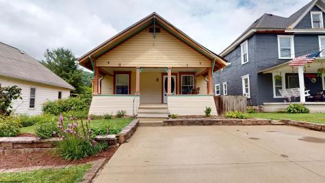 221 Meadow Avenue Mannington WV 26582