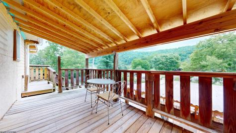 221 Meadow Avenue Mannington WV 26582