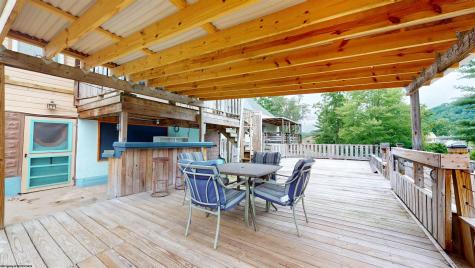 221 Meadow Avenue Mannington WV 26582