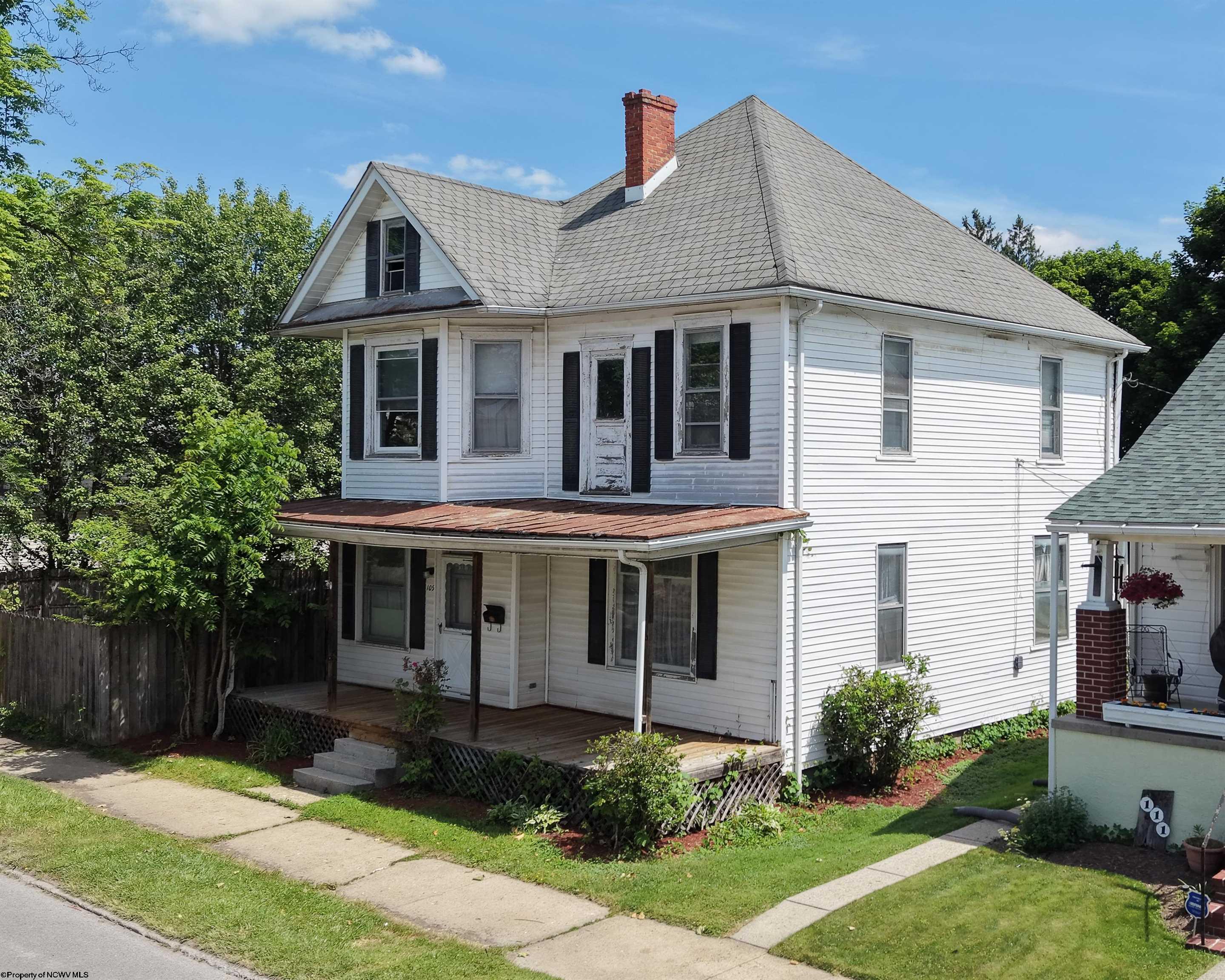 109 Davis Street Elkins WV 26241