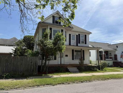 109 Davis Street Elkins WV 26241