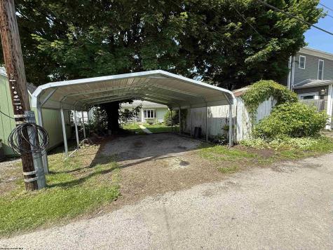 109 Davis Street Elkins WV 26241