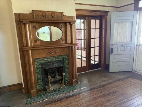 109 Davis Street Elkins WV 26241