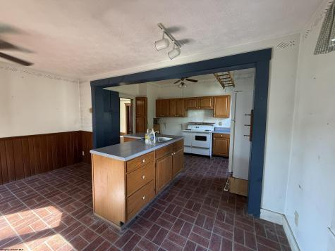 109 Davis Street Elkins WV 26241