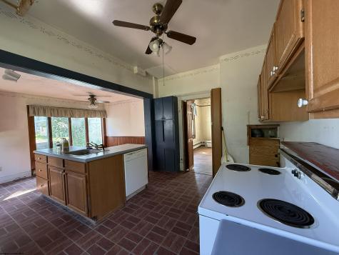 109 Davis Street Elkins WV 26241