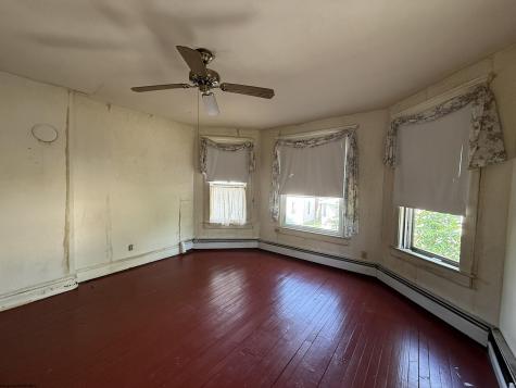 109 Davis Street Elkins WV 26241