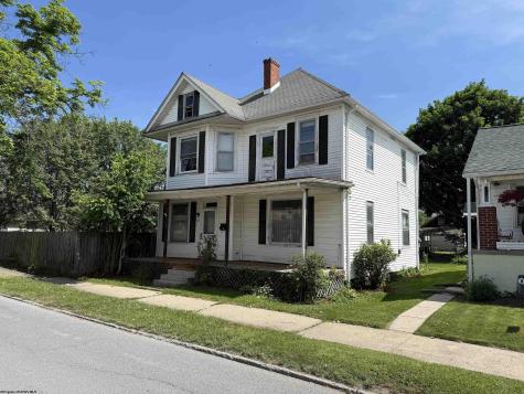 109 Davis Street Elkins WV 26241