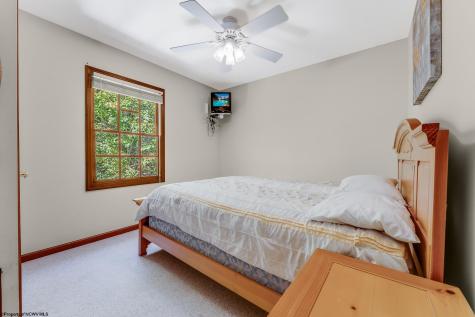 623 Northpoint Way Davis WV 26260