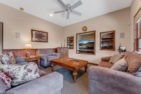 623 Northpoint Way Davis WV 26260