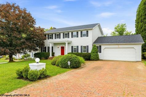 26 Carriage Lane Bridgeport WV 26330