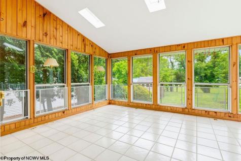 26 Carriage Lane Bridgeport WV 26330