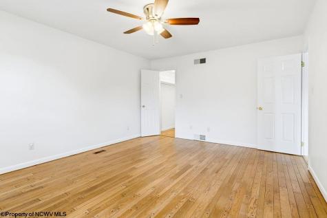 26 Carriage Lane Bridgeport WV 26330
