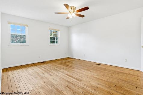 26 Carriage Lane Bridgeport WV 26330
