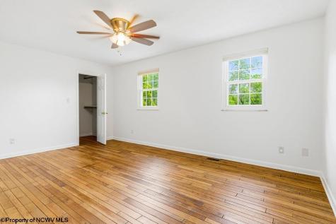 26 Carriage Lane Bridgeport WV 26330