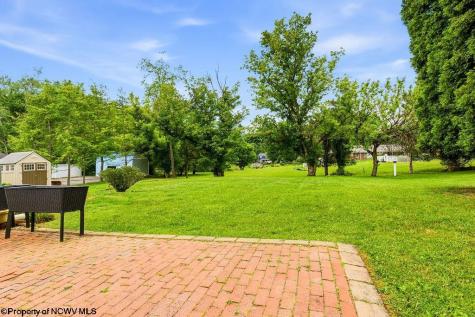 26 Carriage Lane Bridgeport WV 26330