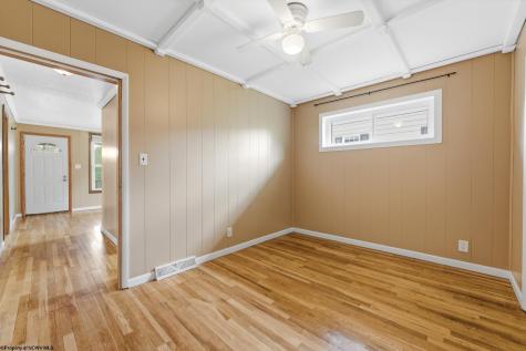 304 Thomas Avenue Nutter Fort WV 26301