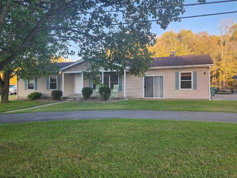 1189 Booths Creek Road Fairmont WV 26554