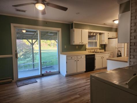 1189 Booths Creek Road Fairmont WV 26554