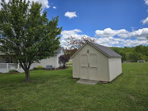 431 Pine Circle Reedsville WV 26547