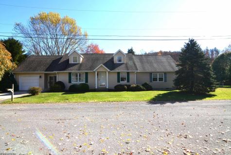 182 Brownlow Avenue Grafton WV 26354