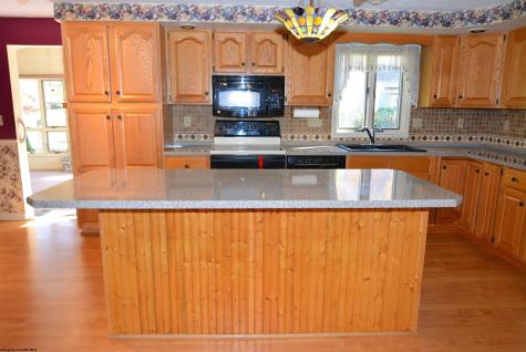 182 Brownlow Avenue Grafton WV 26354