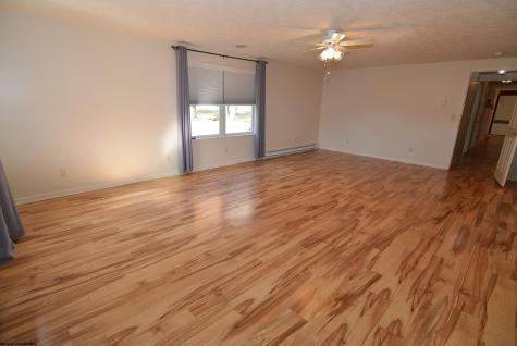 182 Brownlow Avenue Grafton WV 26354