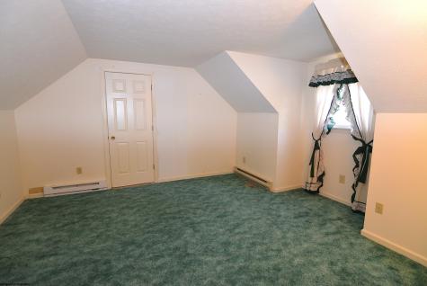 182 Brownlow Avenue Grafton WV 26354