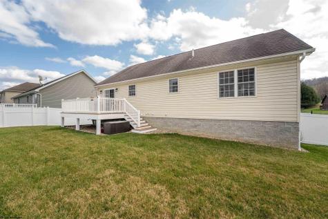 1103 Bailey Circle Morgantown WV 26508