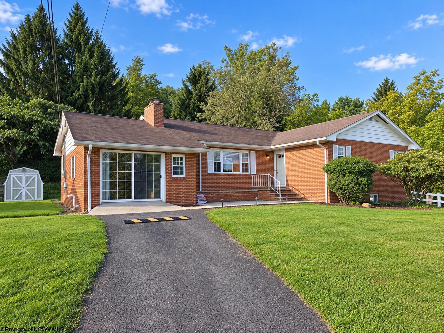 129 Lexington Avenue Westover WV 26501