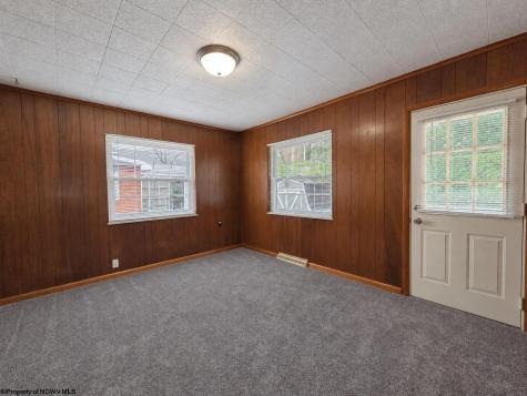 129 Lexington Avenue Westover WV 26501