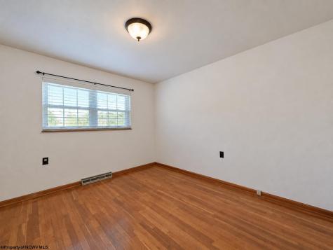 129 Lexington Avenue Westover WV 26501