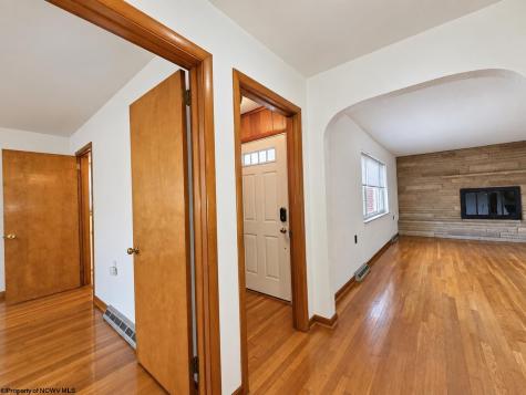 129 Lexington Avenue Westover WV 26501
