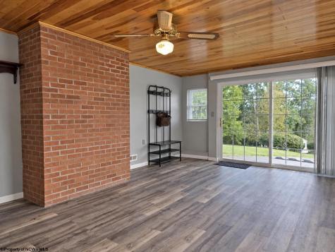 129 Lexington Avenue Westover WV 26501